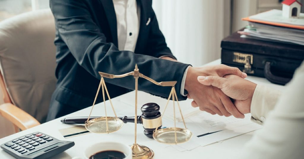 Step by step instructions to Go About Selecting an Attorney For Your Case