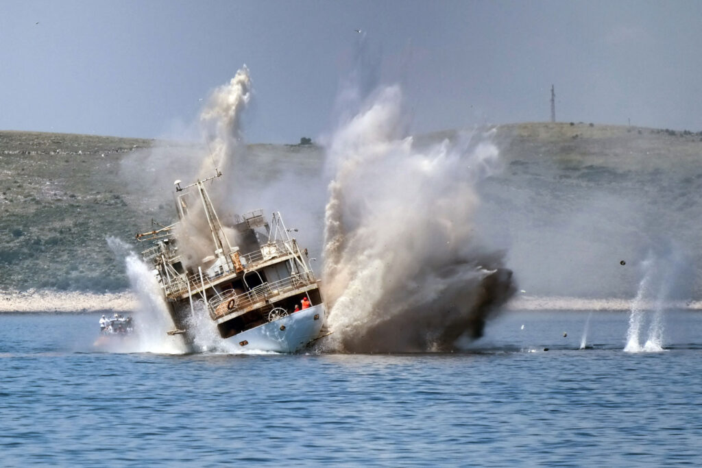 5 Ways to Reduce the Risk of Maritime Accidents