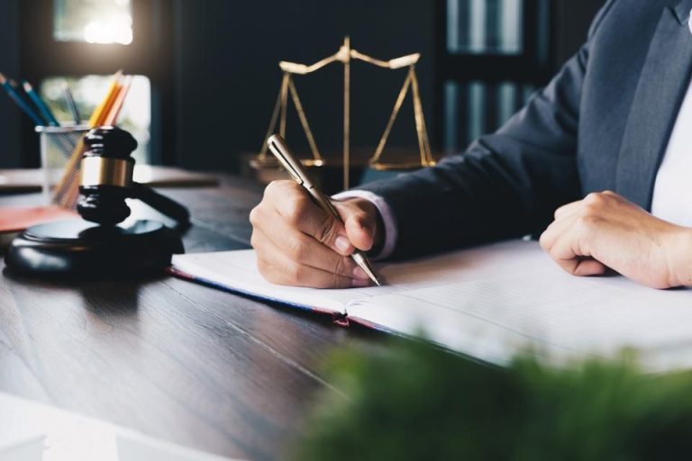 Why Every Startup Needs a General Counsel Lawyer